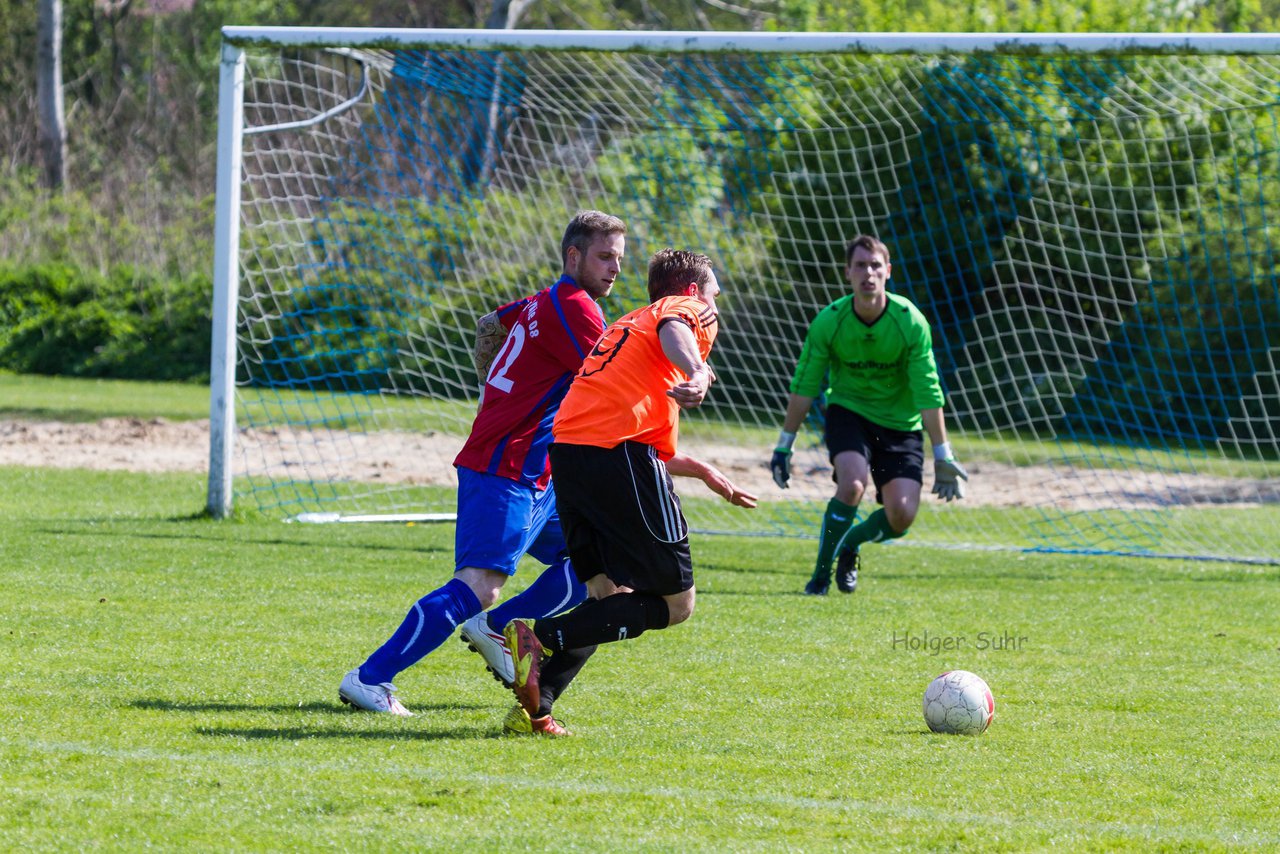 Bild 110 - Herren FSG BraWie 08 - TSV Ntzen : Ergebnis: 1:2